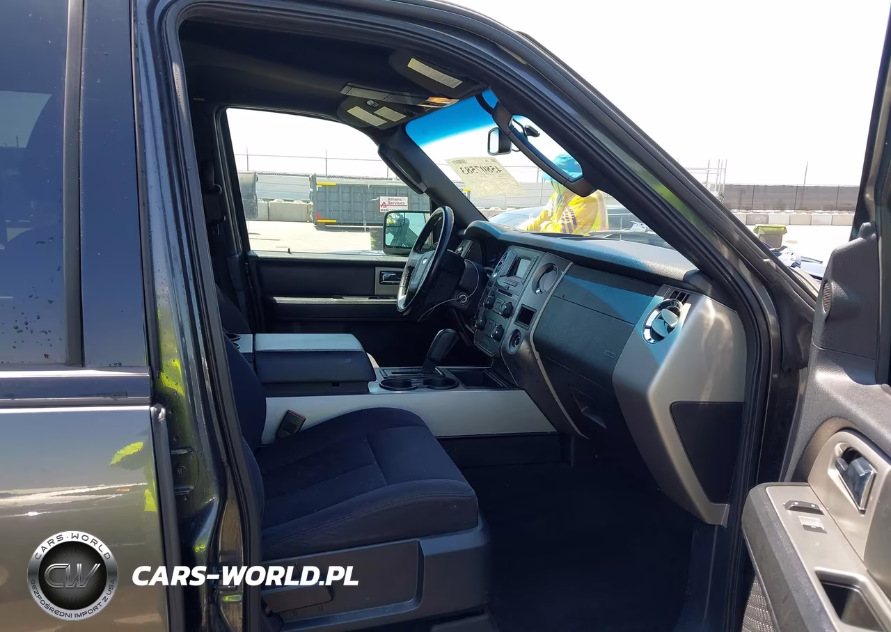 2015 Ford Expedition Xlt VIN:1FMJU1HTXFEF34014 - 5