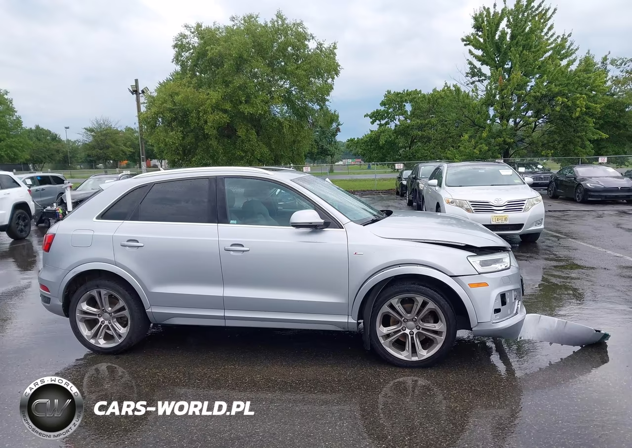 2016 Audi Q3 2.0T Premium Plus VIN:WA1GFCFS8GR016342 - 13