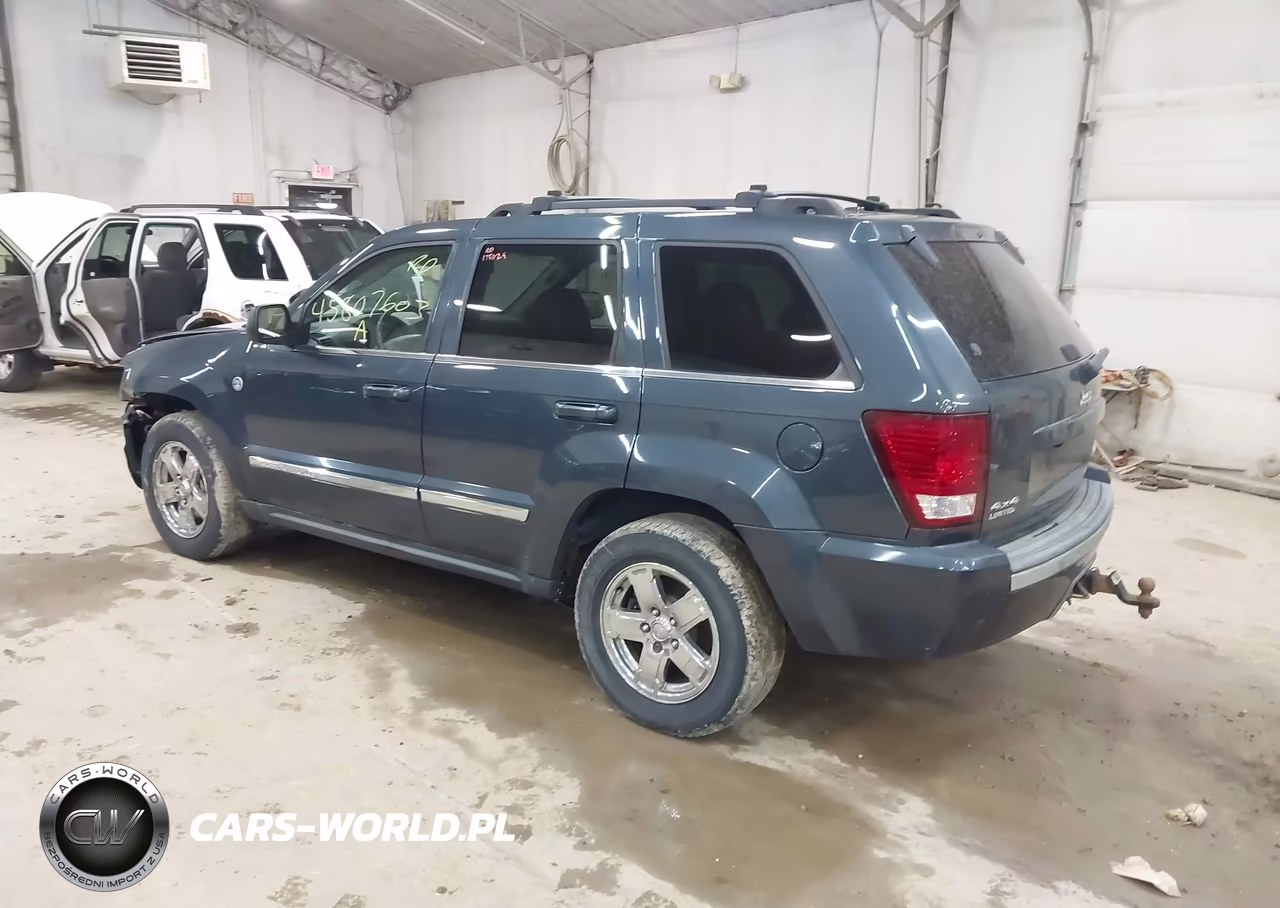 2007 Jeep Grand Cherokee Limited VIN:1J8HR58257C686629 - 3