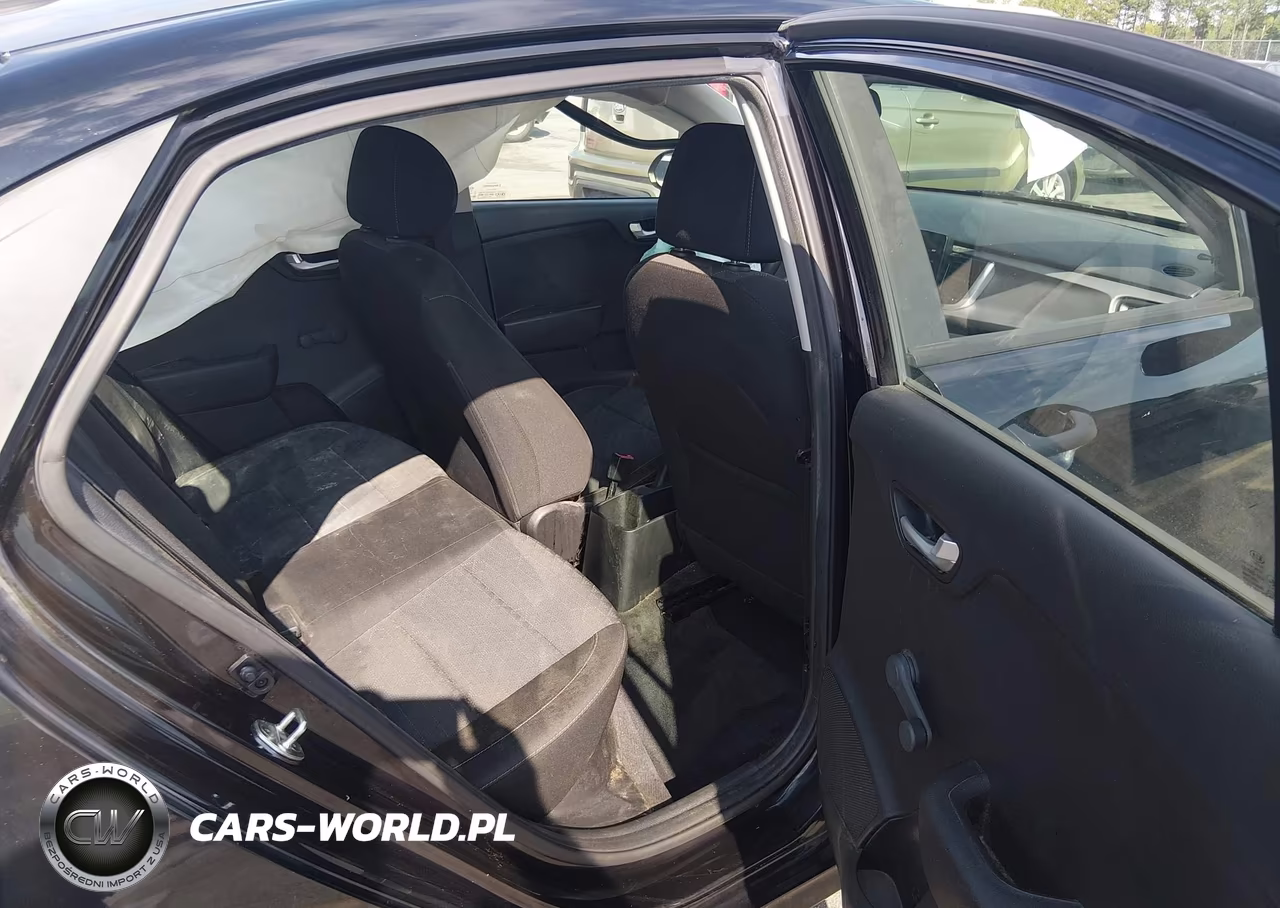 2018 Kia Rio Lx VIN:3KPA24AB2JE066192 - 8