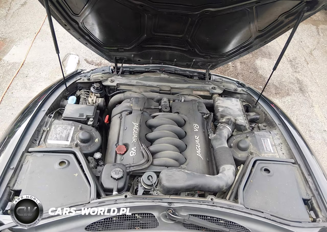 JAGUAR XK8 VIN:SAJGX2746VC006987 - 10