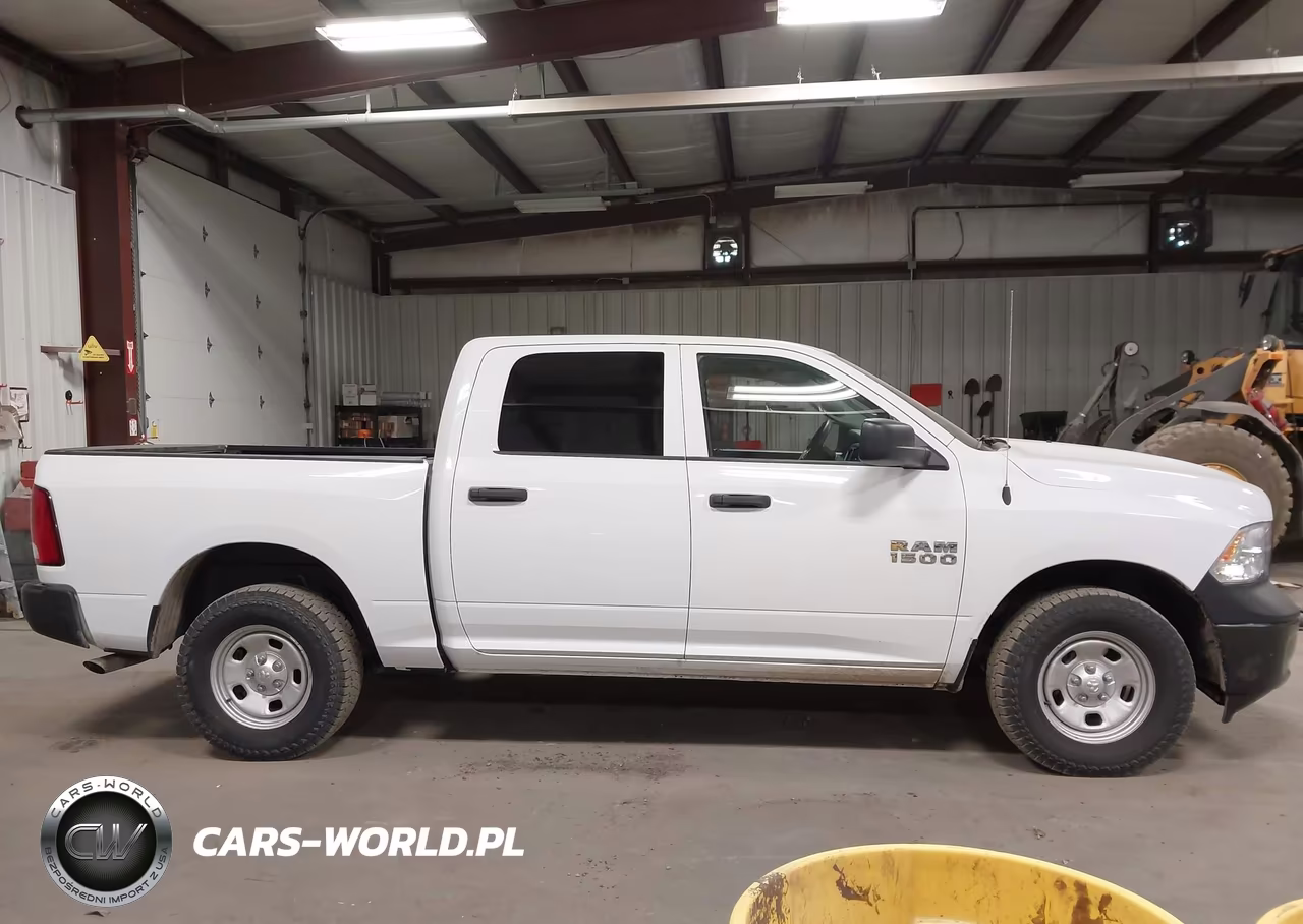 2018 Ram 1500 Tradesman 4X4 5'7 Box VIN:1C6RR7KG9JS306661 - 15