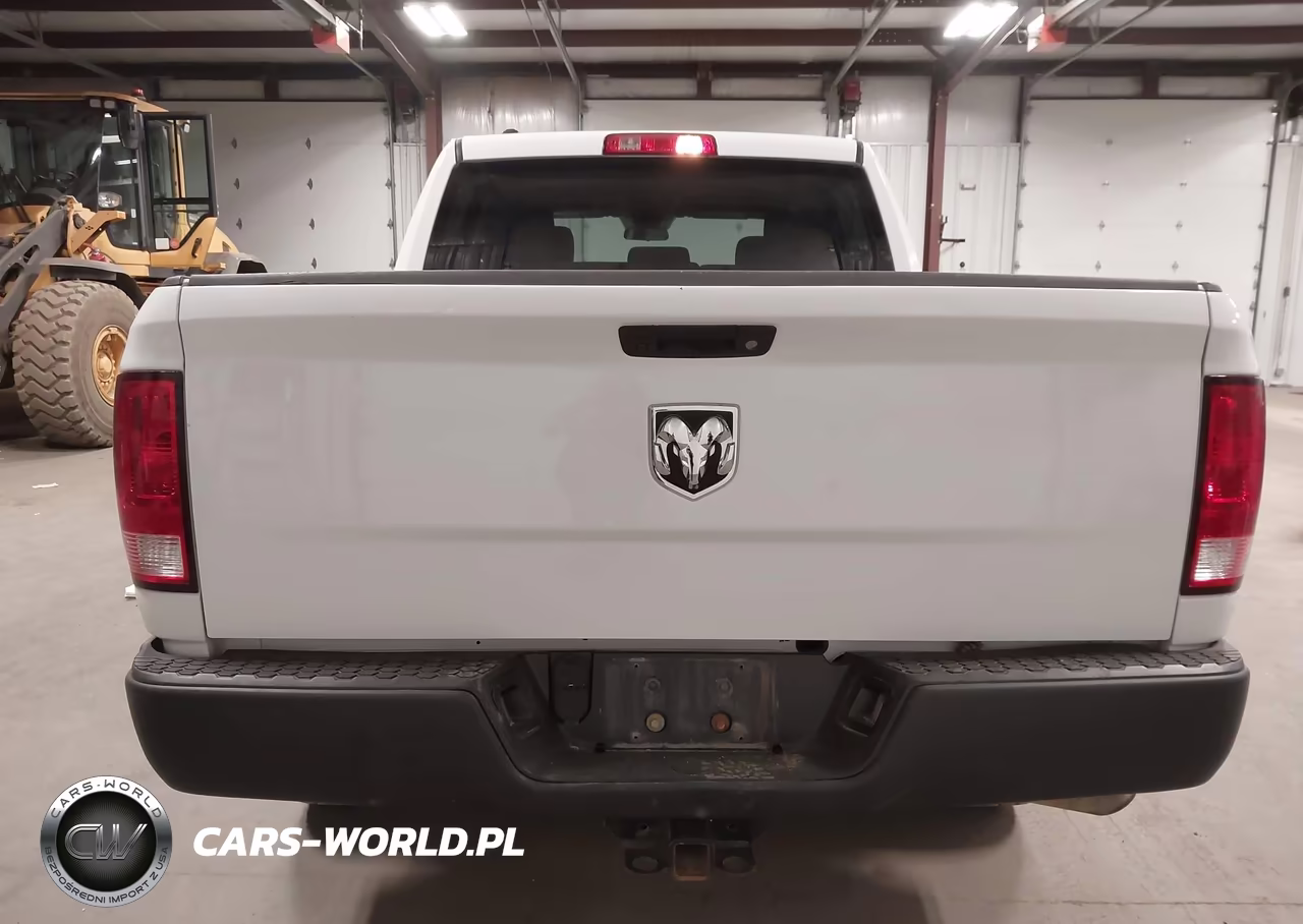 2018 Ram 1500 Tradesman 4X4 5'7 Box VIN:1C6RR7KG9JS306661 - 18