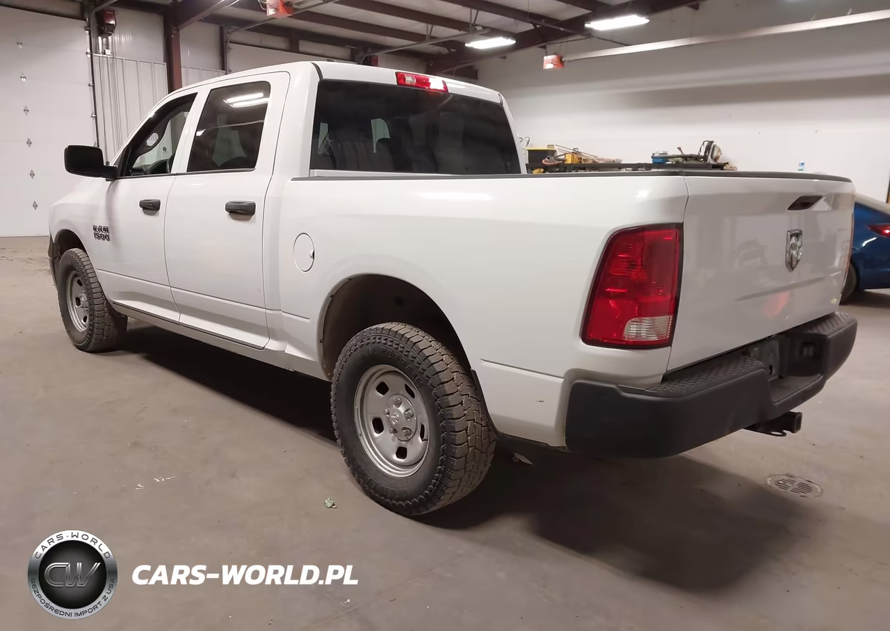 2018 Ram 1500 Tradesman 4X4 5'7 Box VIN:1C6RR7KG9JS306661 - 3