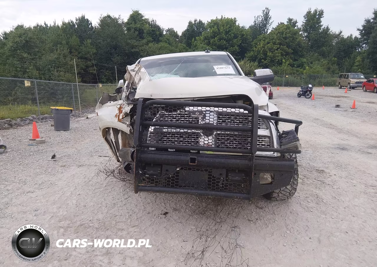 2018 Ram 2500 Laramie 4X4 6'4 Box VIN:3C6UR5NL1JG145320 - 12