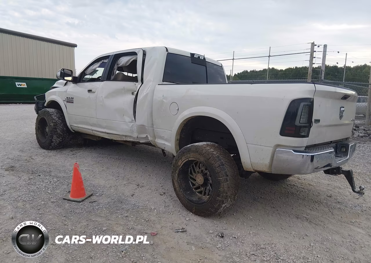 2018 Ram 2500 Laramie 4X4 6'4 Box VIN:3C6UR5NL1JG145320 - 3