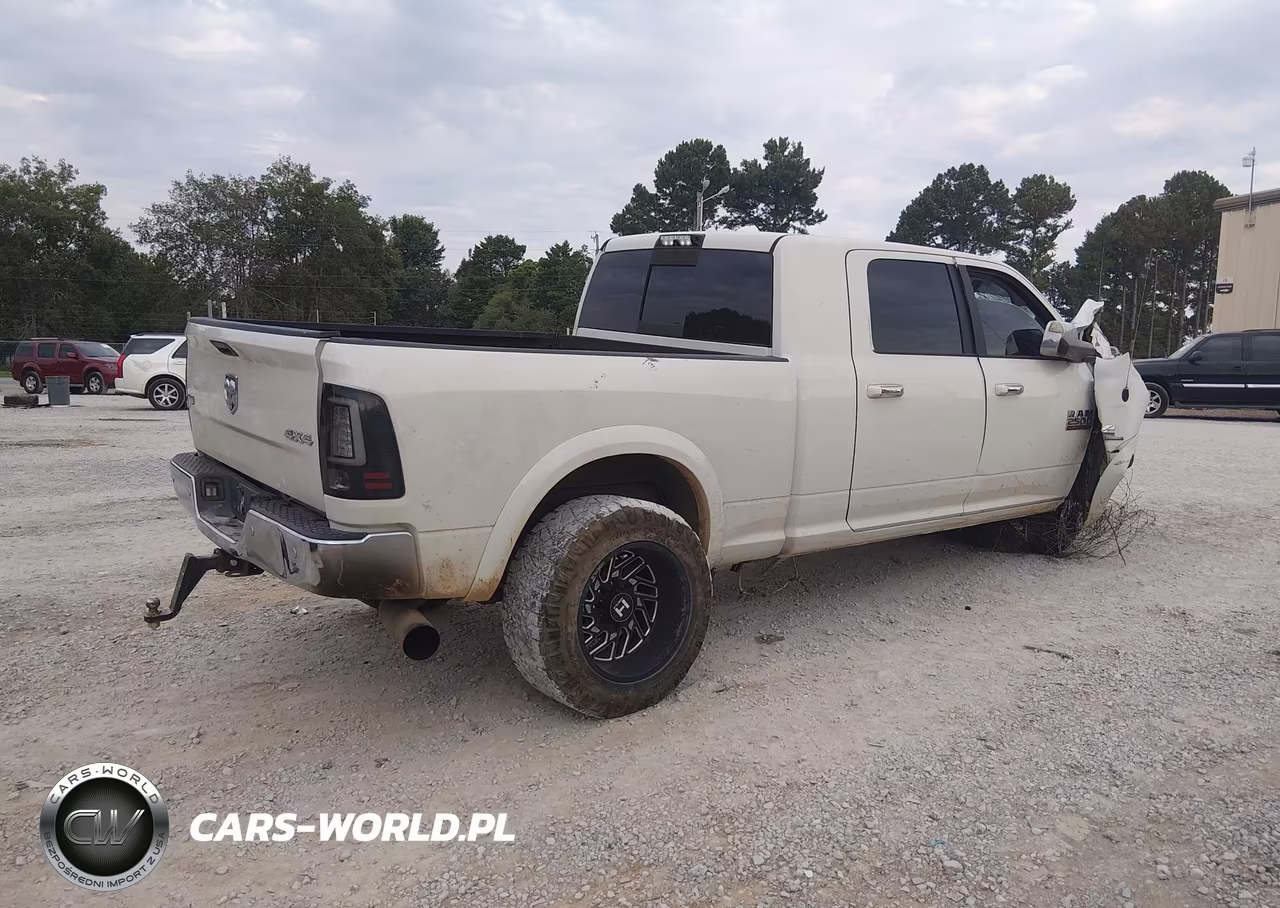 2018 Ram 2500 Laramie 4X4 6'4 Box VIN:3C6UR5NL1JG145320 - 4