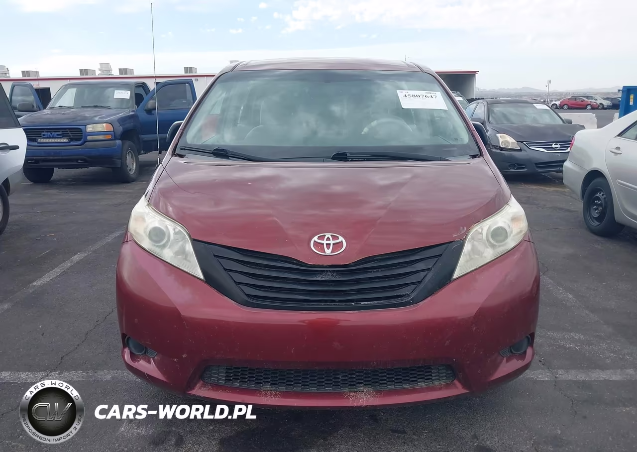 2012 Toyota Sienna Base 7 Passenger VIN:5TDKA3DC1CS009917 - 12