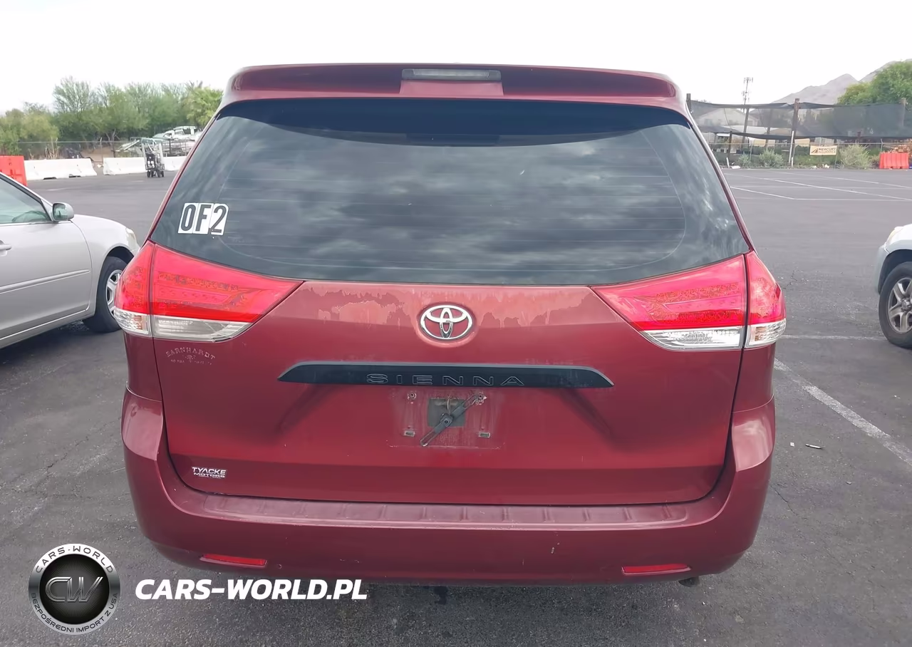 2012 Toyota Sienna Base 7 Passenger VIN:5TDKA3DC1CS009917 - 16