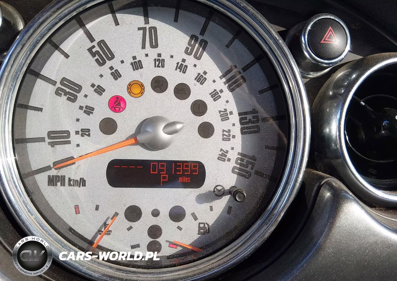 2006 Mini Cooper VIN:WMWRF33536TG15387 - 7