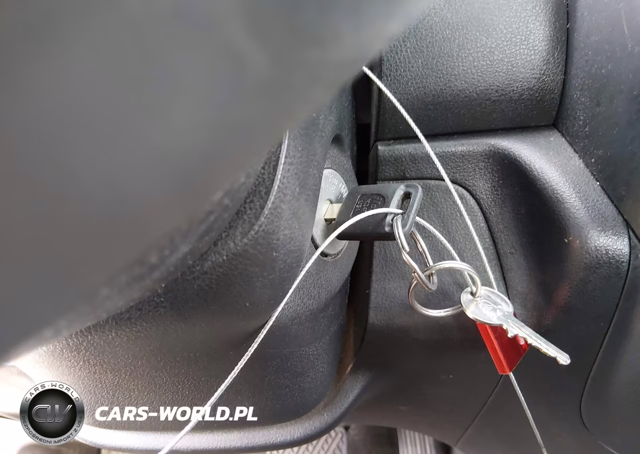 2015 Nissan Versa 1.6 S+ VIN:3N1CN7AP6FL885970 - 11