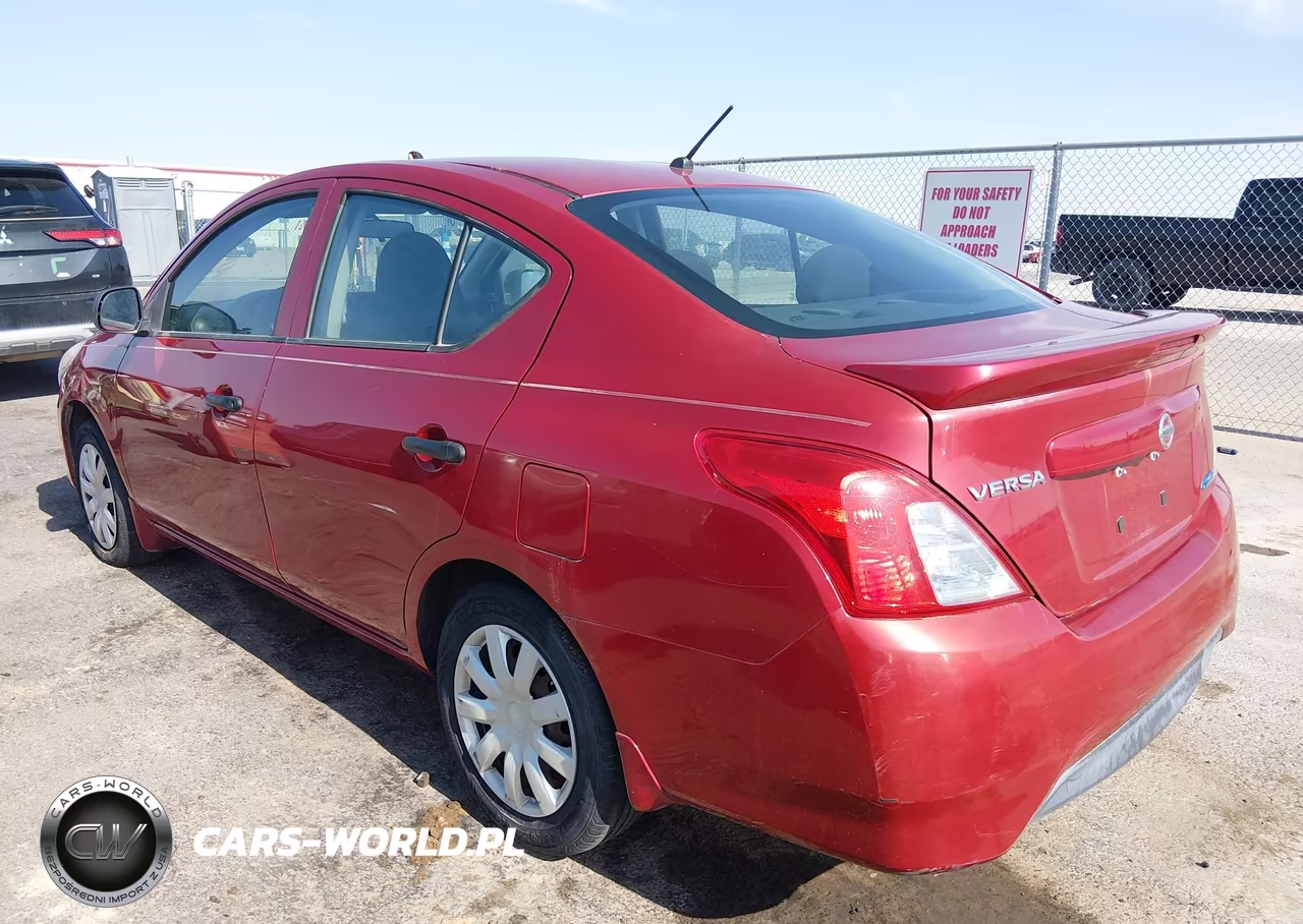 2015 Nissan Versa 1.6 S+ VIN:3N1CN7AP6FL885970 - 3