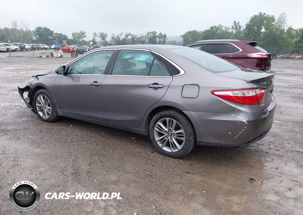 2017 Toyota Camry Se VIN:4T1BF1FK6HU695493 - 3
