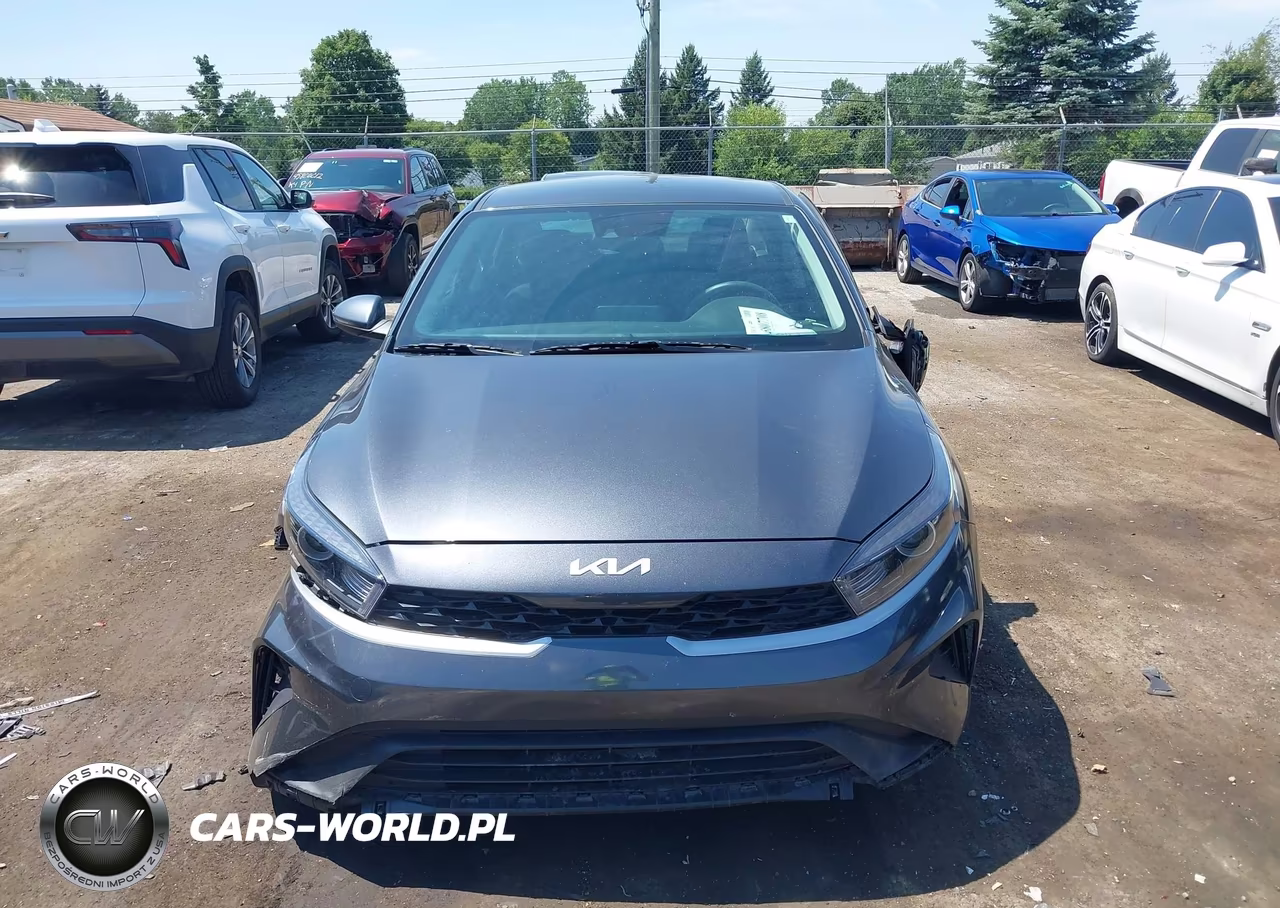 2024 Kia Forte Lxs VIN:3KPF24AD8RE779178 - 12