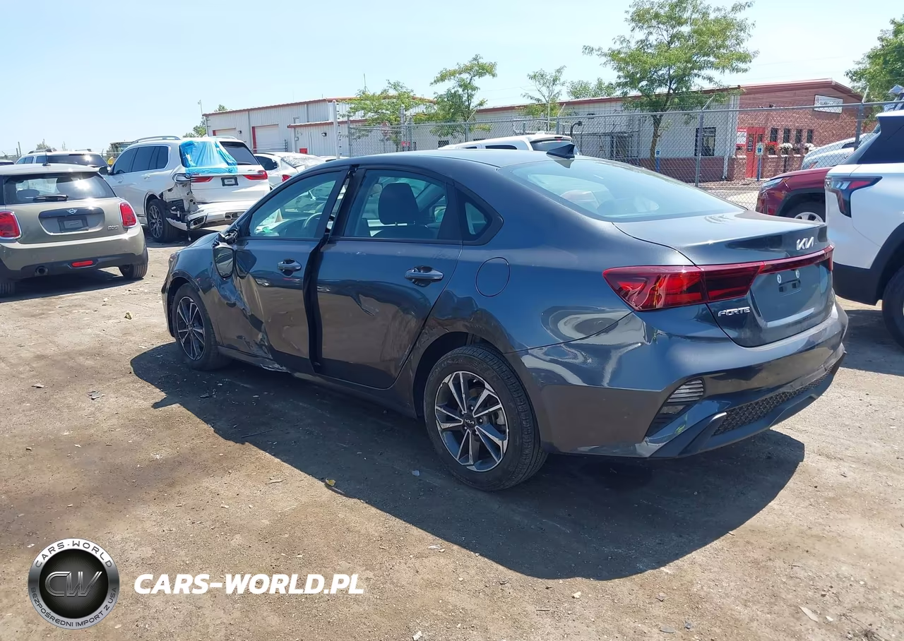 2024 Kia Forte Lxs VIN:3KPF24AD8RE779178 - 3