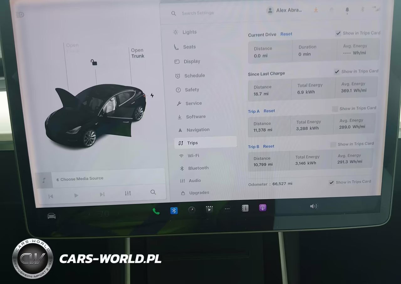 2020 Tesla Model 3 Standard Range Plus Rear-Wheel Drive-Standard Range Rear-Wheel Drive VIN:5YJ3E1EA1LF606810 - 7