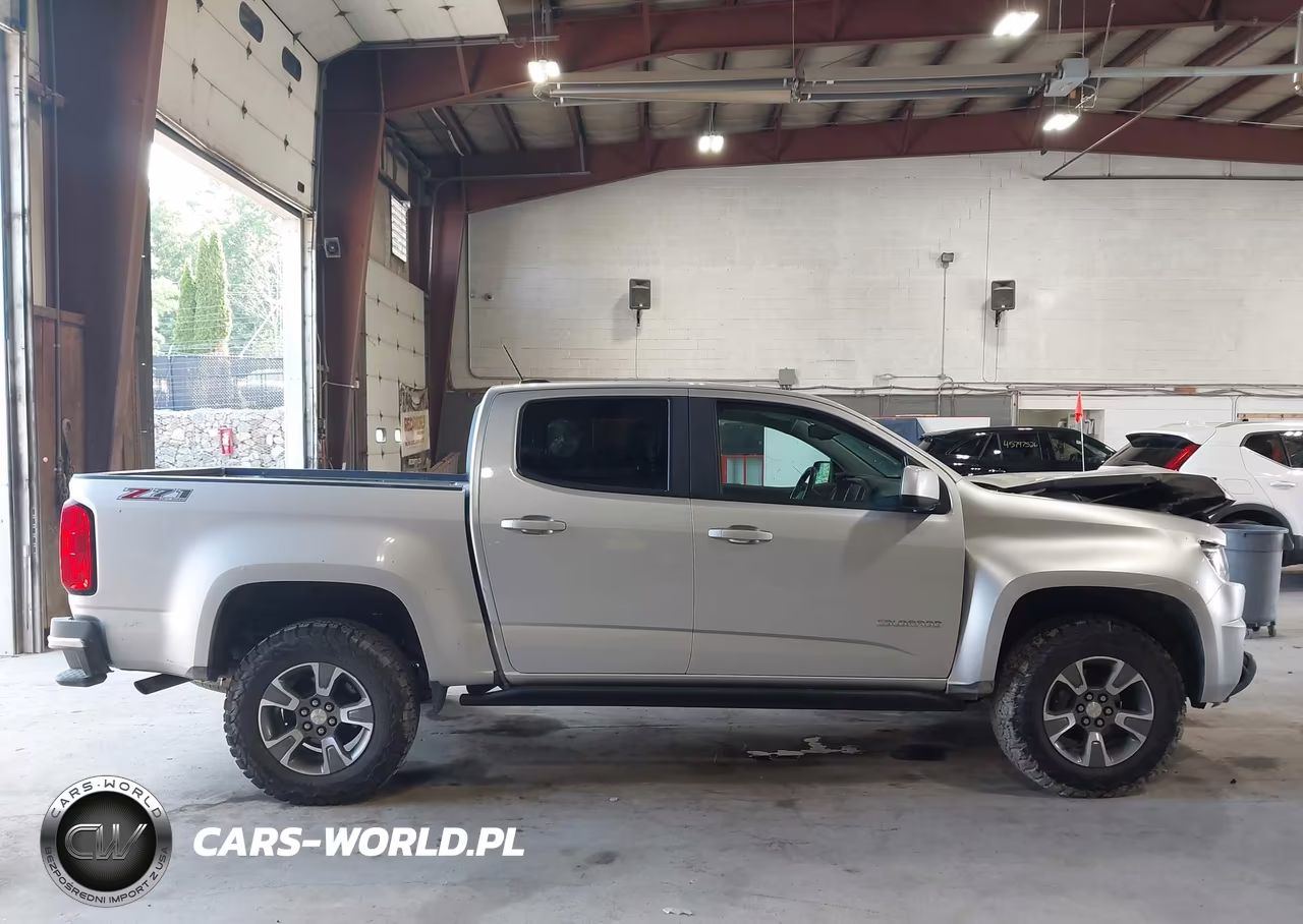 2018 Chevrolet Colorado Z71 VIN:1GCGTDEN8J1242810 - 13