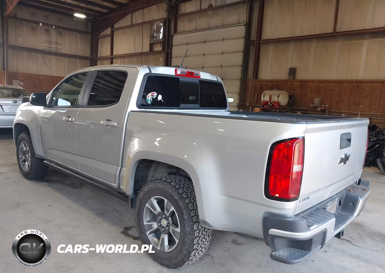2018 Chevrolet Colorado Z71 VIN:1GCGTDEN8J1242810 - 3