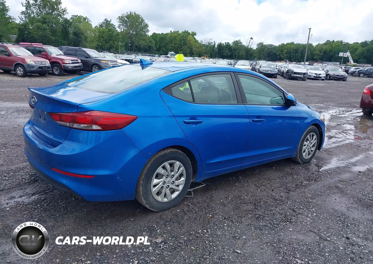 2017 Hyundai Elantra Se VIN:KMHD74LFXHU090102 - 4