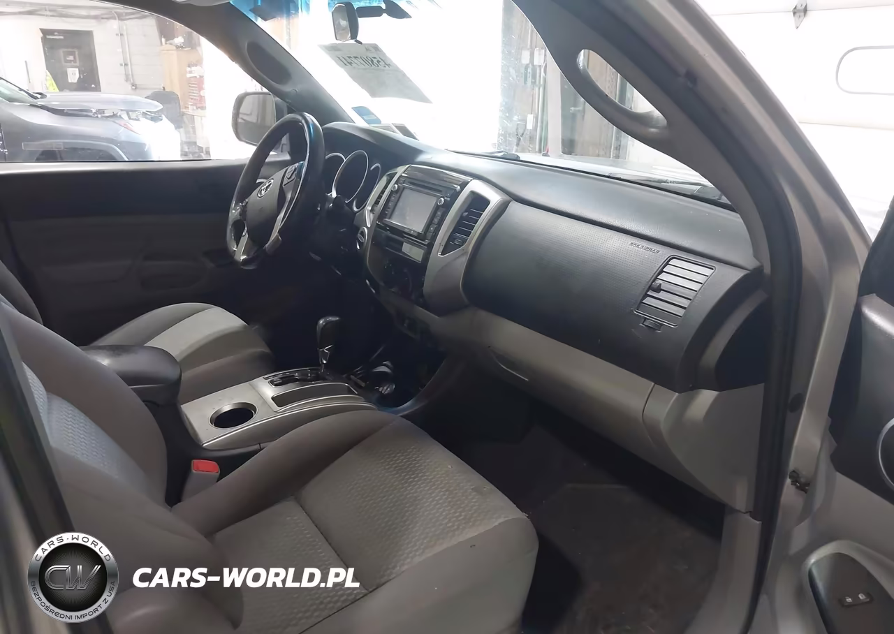 2015 Toyota Tacoma Base V6 VIN:5TFUU4EN5FX135847 - 5
