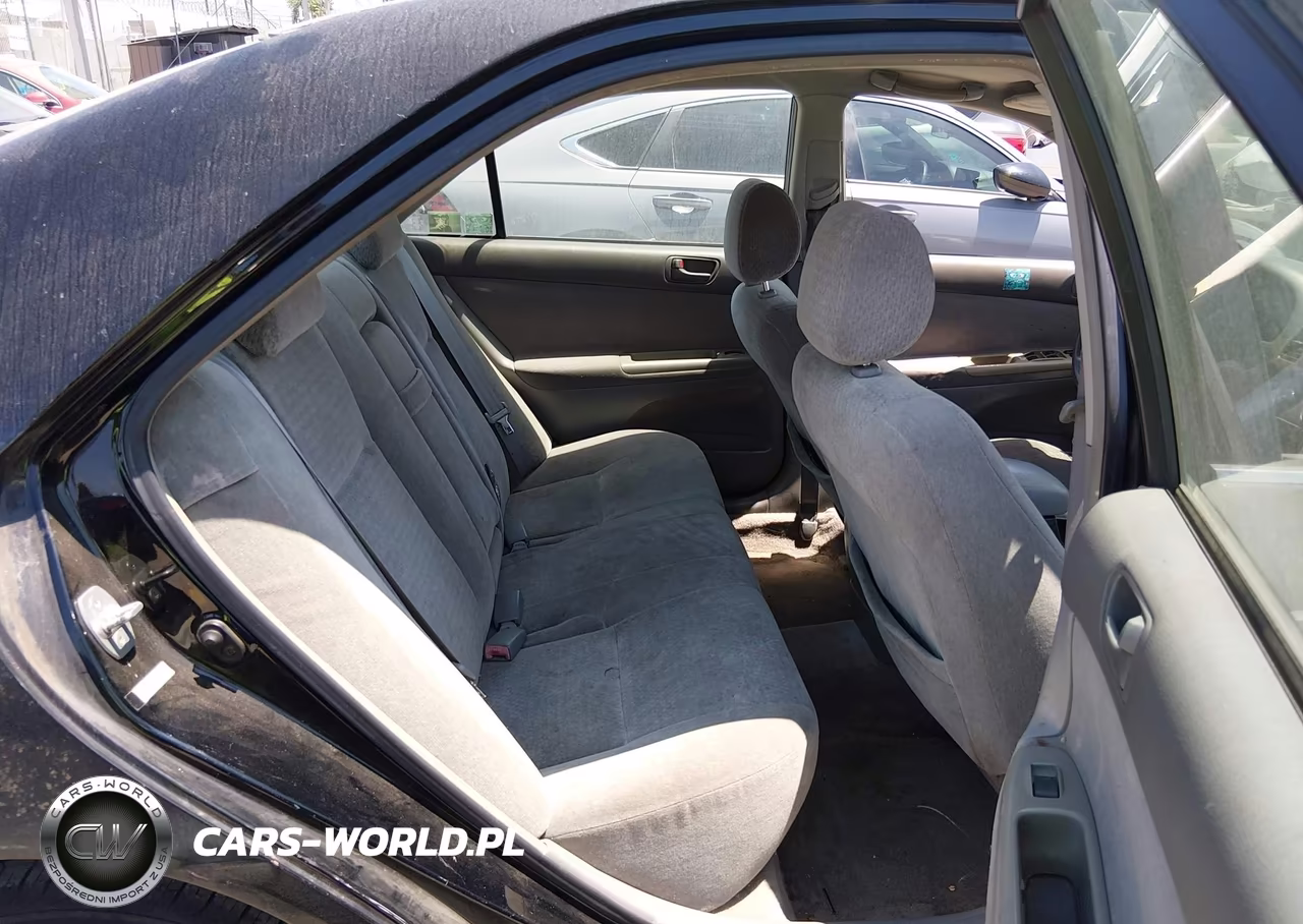 2003 Toyota Camry Le VIN:JTDBE32K530184897 - 8