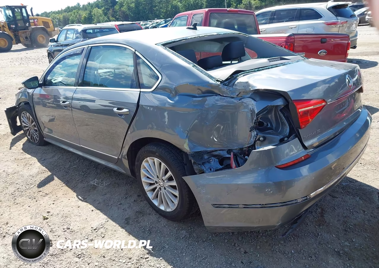 2016 Volkswagen Passat 1.8T Se VIN:1VWBT7A35GC061724 - 3
