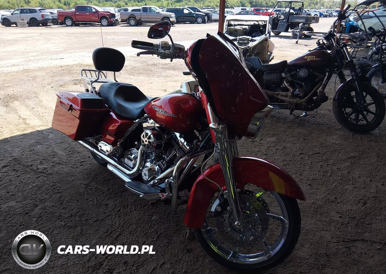 2012 Harley-Davidson Flhx Street Glide – zdjęcie 1 z 12