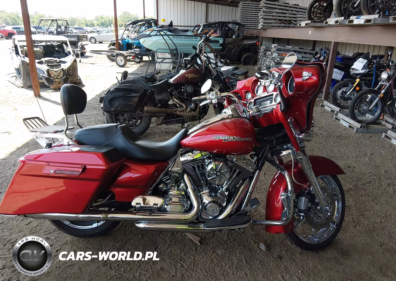 2012 Harley-Davidson Flhx Street Glide VIN:1HD1KBM10CB677716 - 11