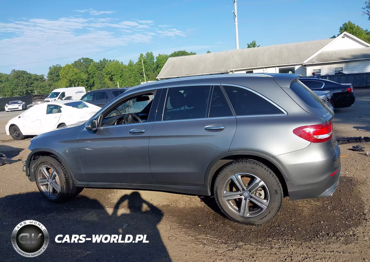 2017 Mercedes-Benz Glc 300 4Matic VIN:WDC0G4KB1HF163275 - 15