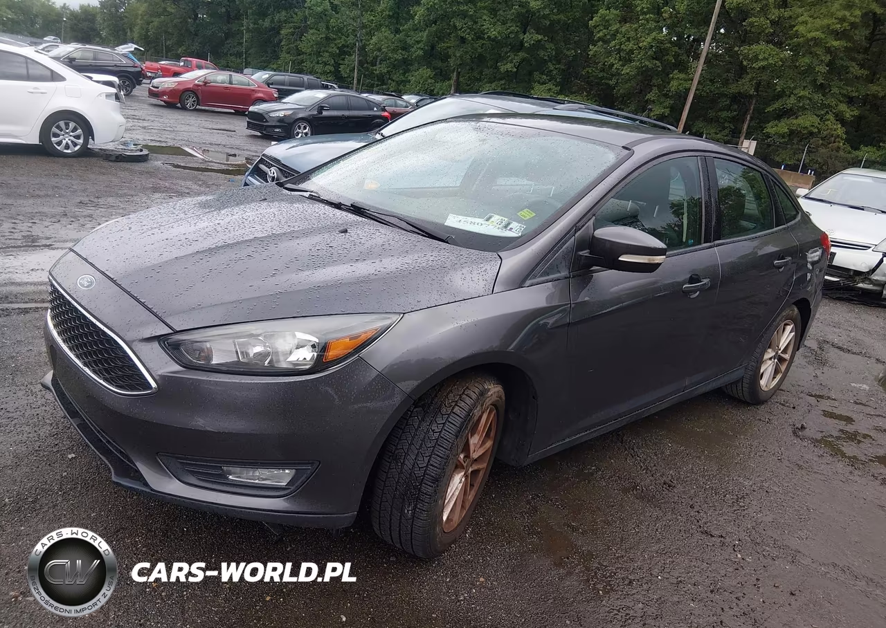 2015 Ford Focus Se VIN:1FADP3F29FL319417 - 2