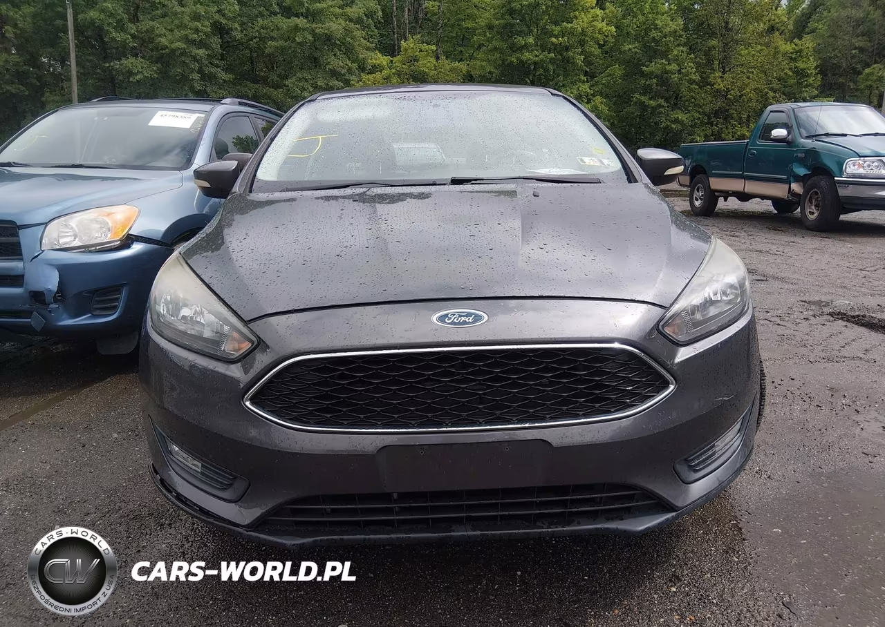 2015 Ford Focus Se VIN:1FADP3F29FL319417 - 6