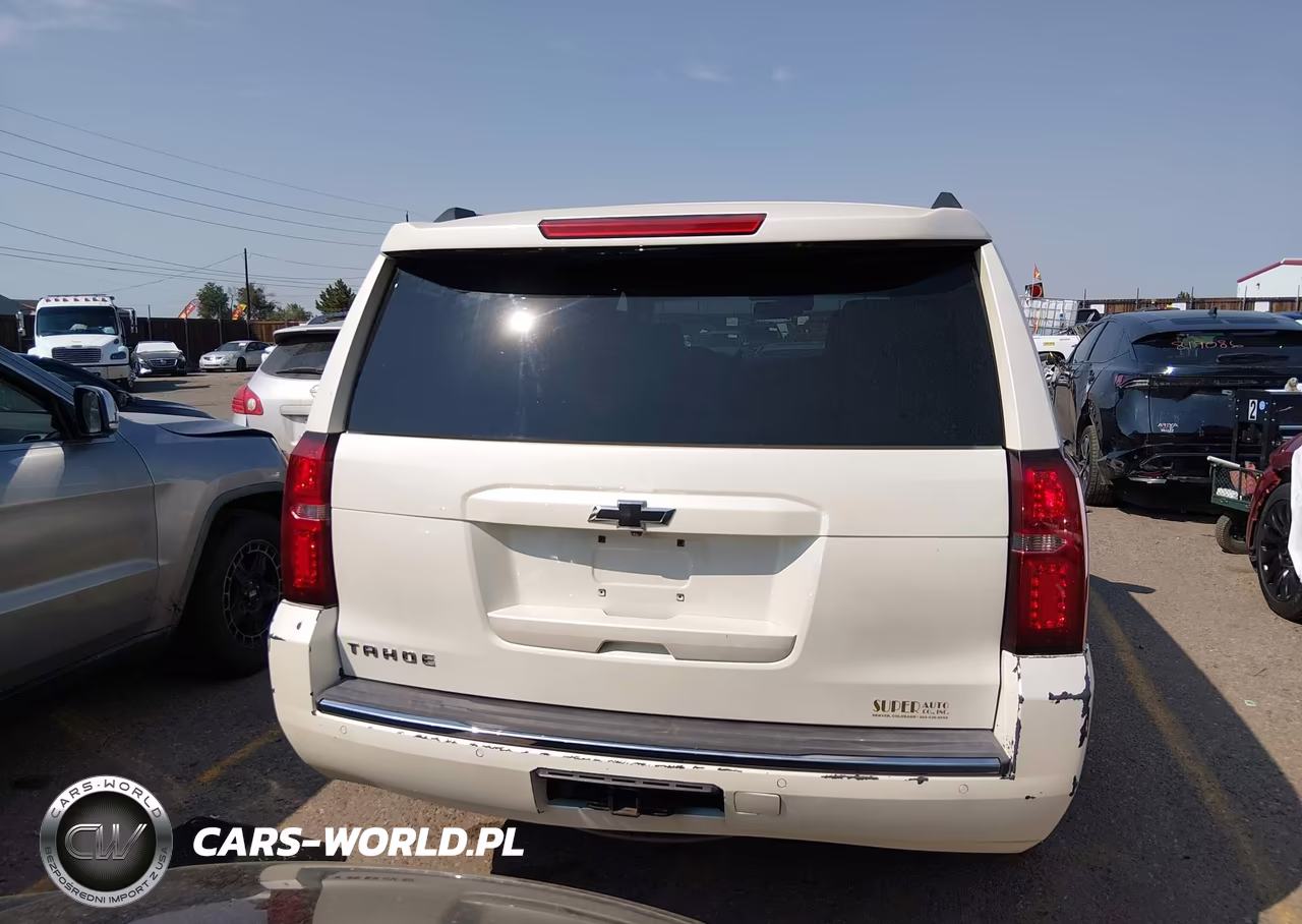 2015 Chevrolet Tahoe Ltz VIN:1GNSKCKC7FR218976 - 17
