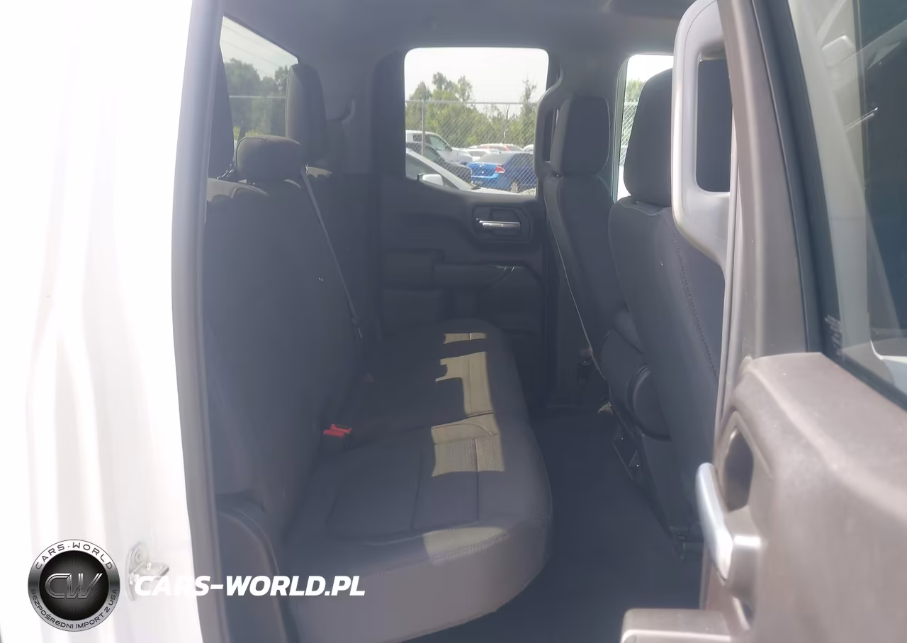 2020 Chevrolet Silverado 1500 4Wd Standard Bed Custom VIN:1GCRYBEKXLZ282363 - 8