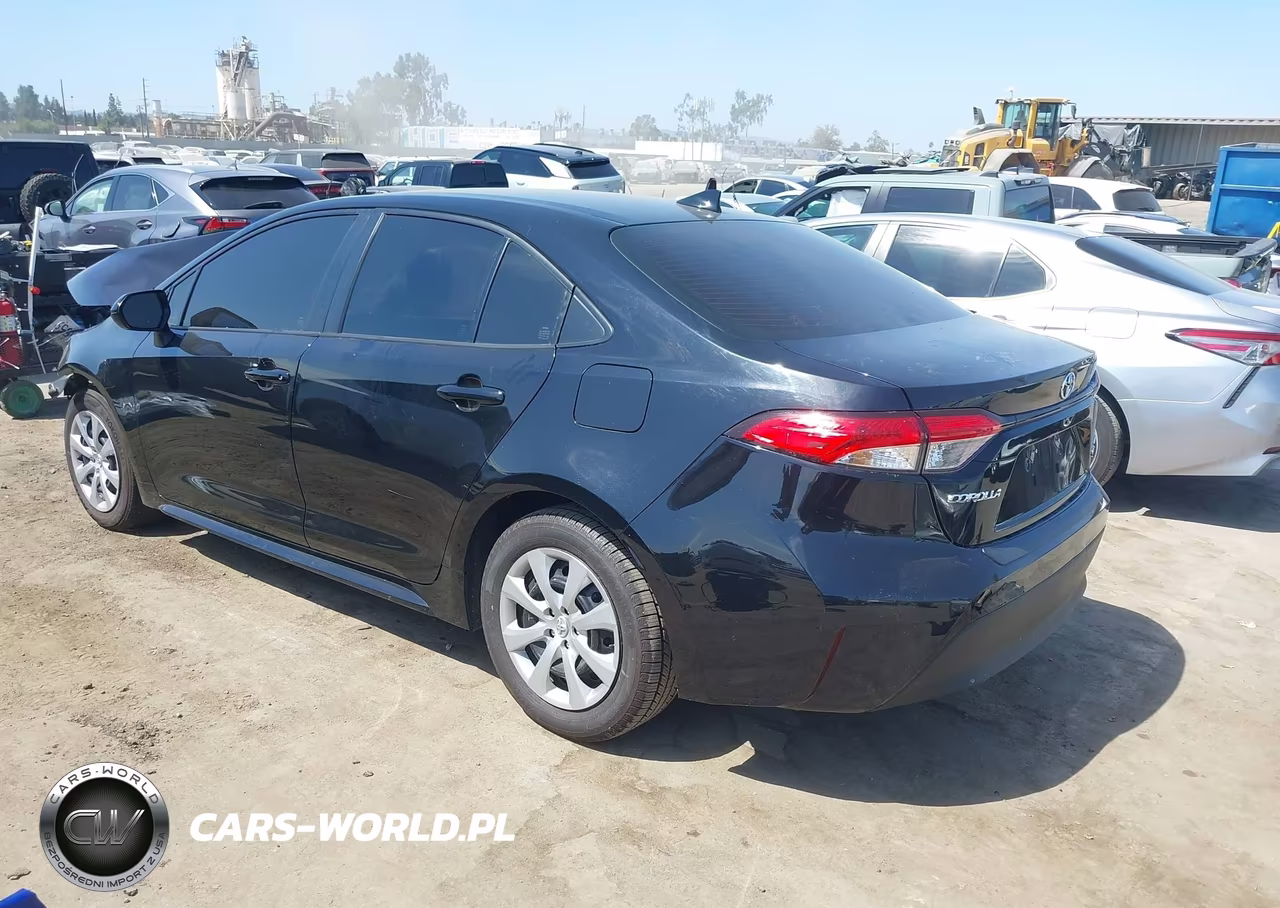 2025 Toyota Corolla Hybrid Le VIN:JTDBCMFE7S3108594 - 3