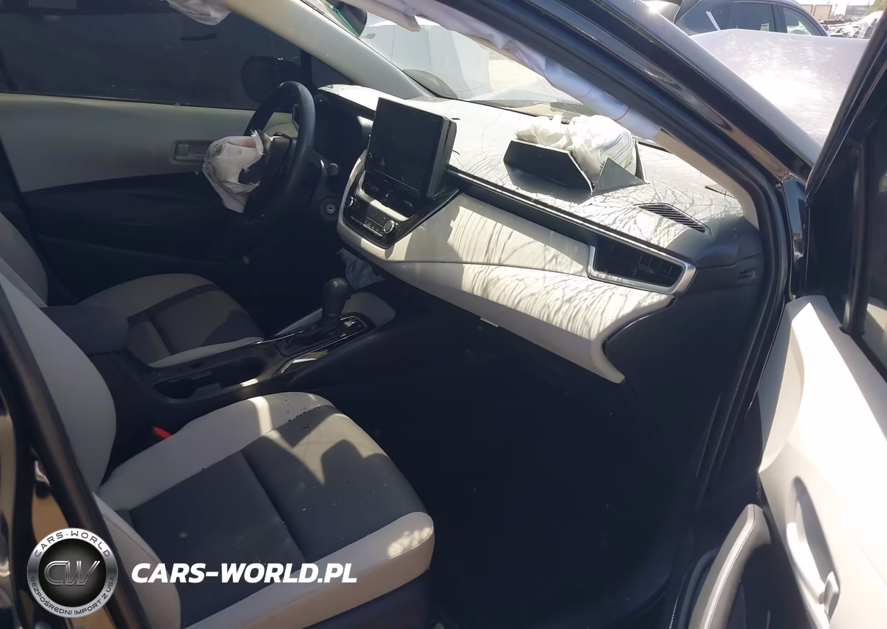 2025 Toyota Corolla Hybrid Le VIN:JTDBCMFE7S3108594 - 5