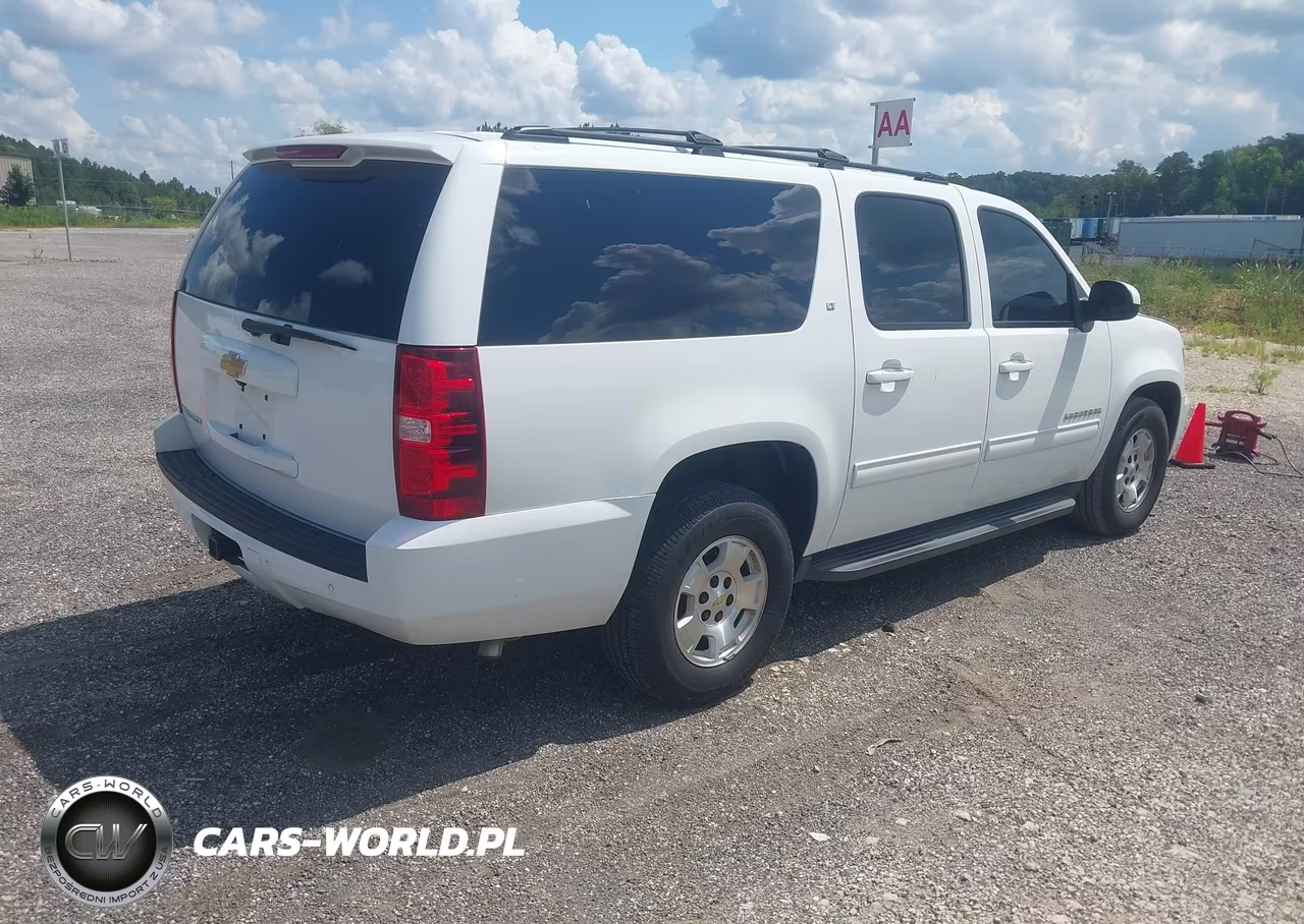 2014 Chevrolet Suburban C1500 Lt VIN:1GNSCJE02ER115062 - 4