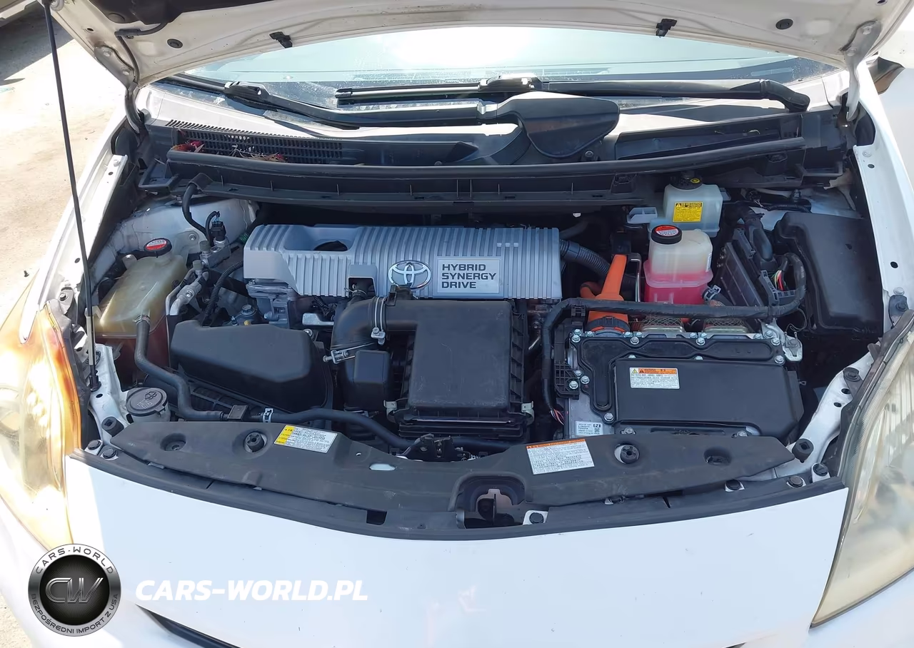 2015 Toyota Prius Two VIN:JTDKN3DU6F1965053 - 10