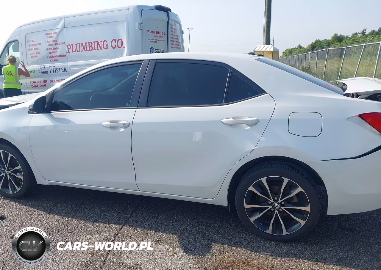 2018 Toyota Corolla Se VIN:5YFBURHE2JP753182 - 14