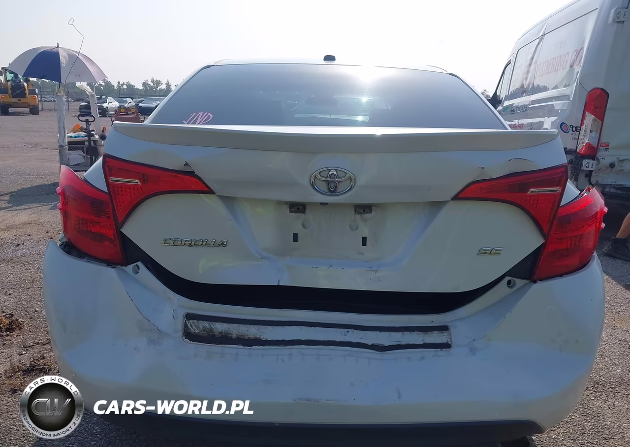 2018 Toyota Corolla Se VIN:5YFBURHE2JP753182 - 16