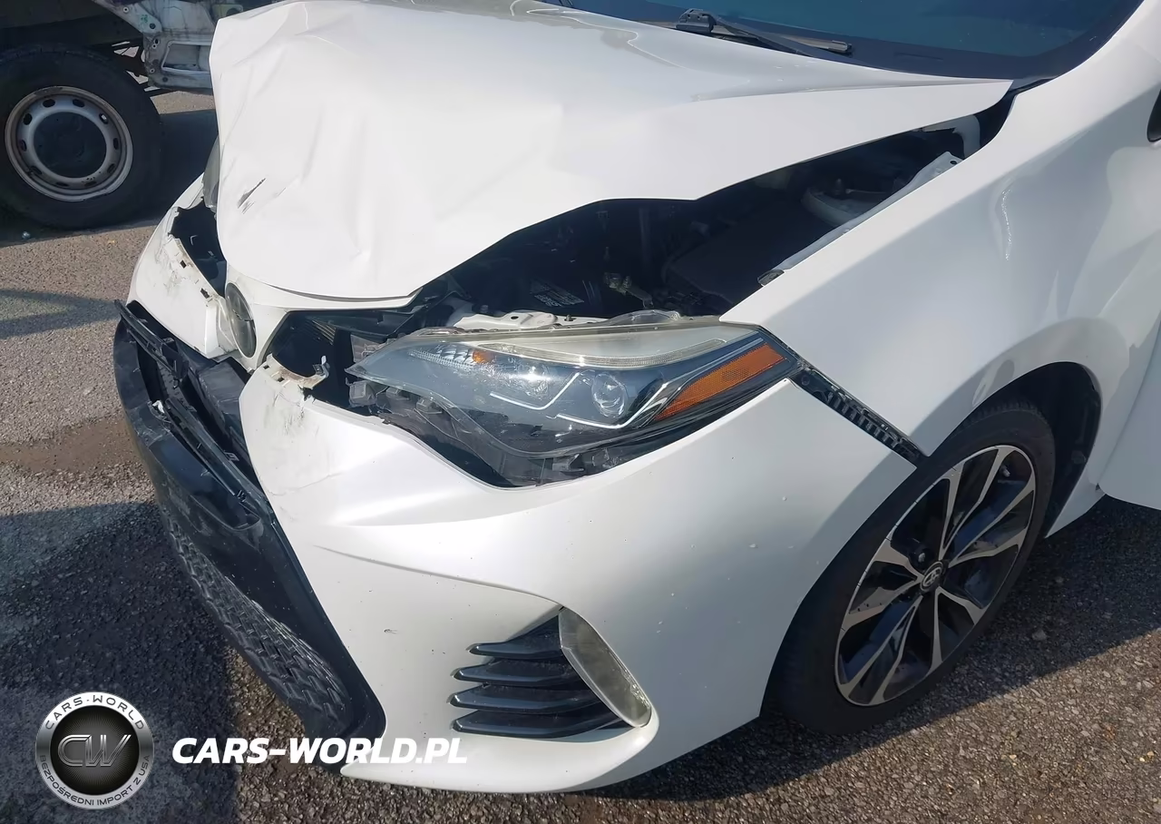 2018 Toyota Corolla Se VIN:5YFBURHE2JP753182 - 6