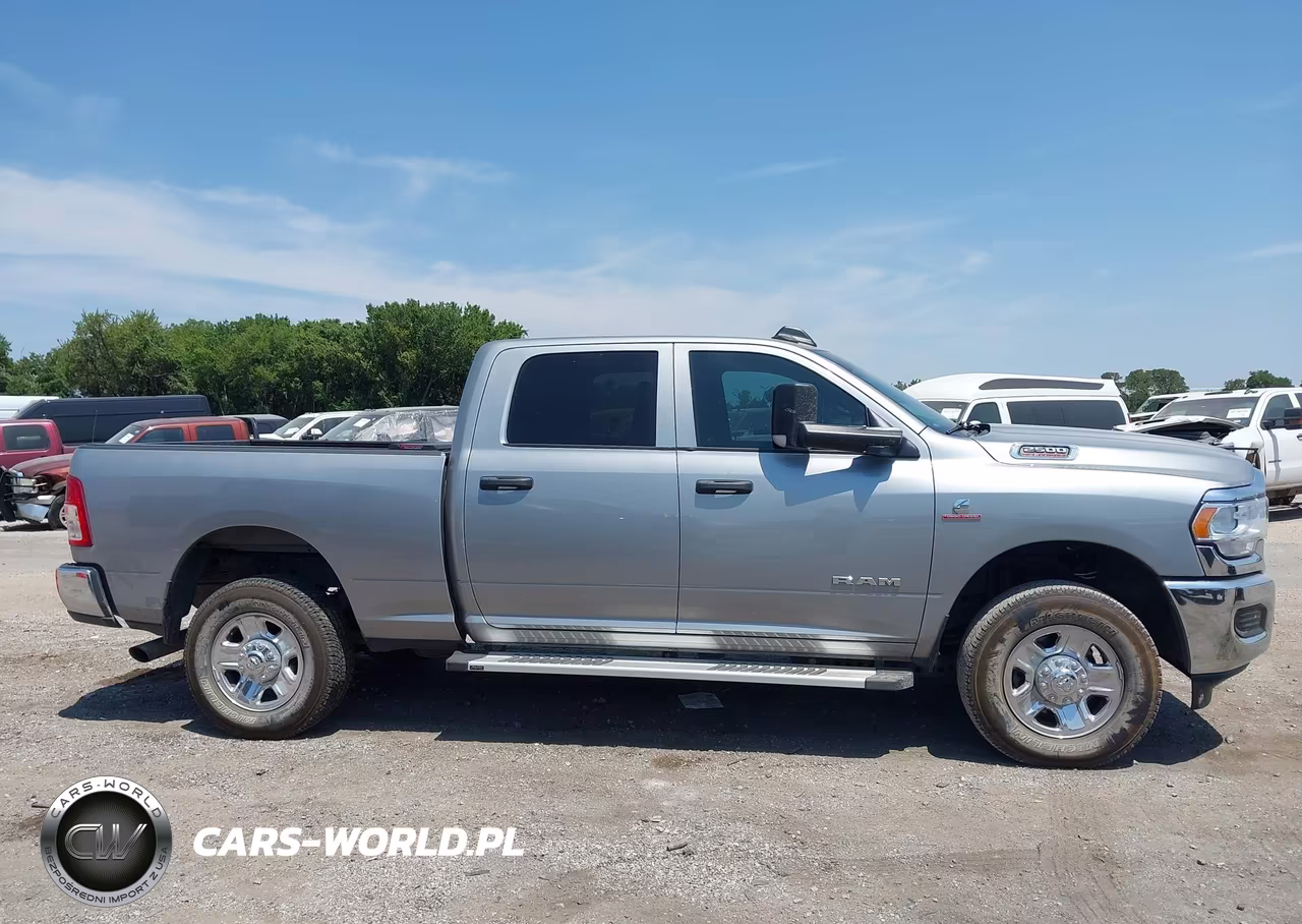 2022 Ram 2500 VIN:3C6UR5CL0NG281740 - 13