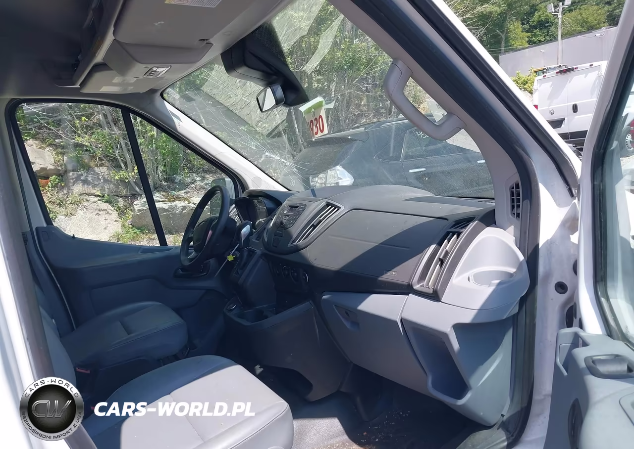 2019 Ford Transit-250 VIN:1FTYR2CM7KKA35239 - 5
