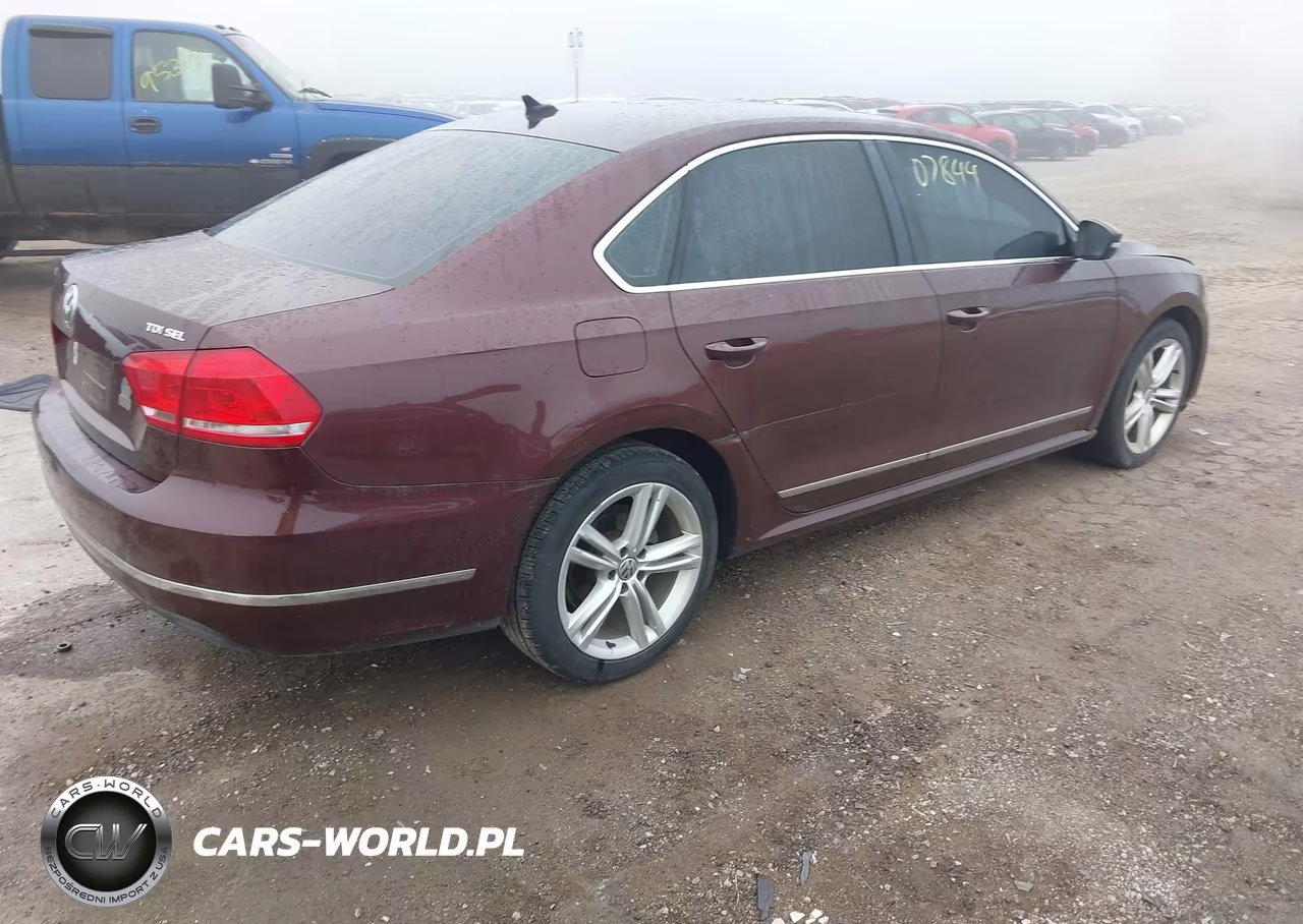 2014 Volkswagen Passat 2.0L Tdi Sel Premium VIN:1VWCN7A36EC085803 - 4