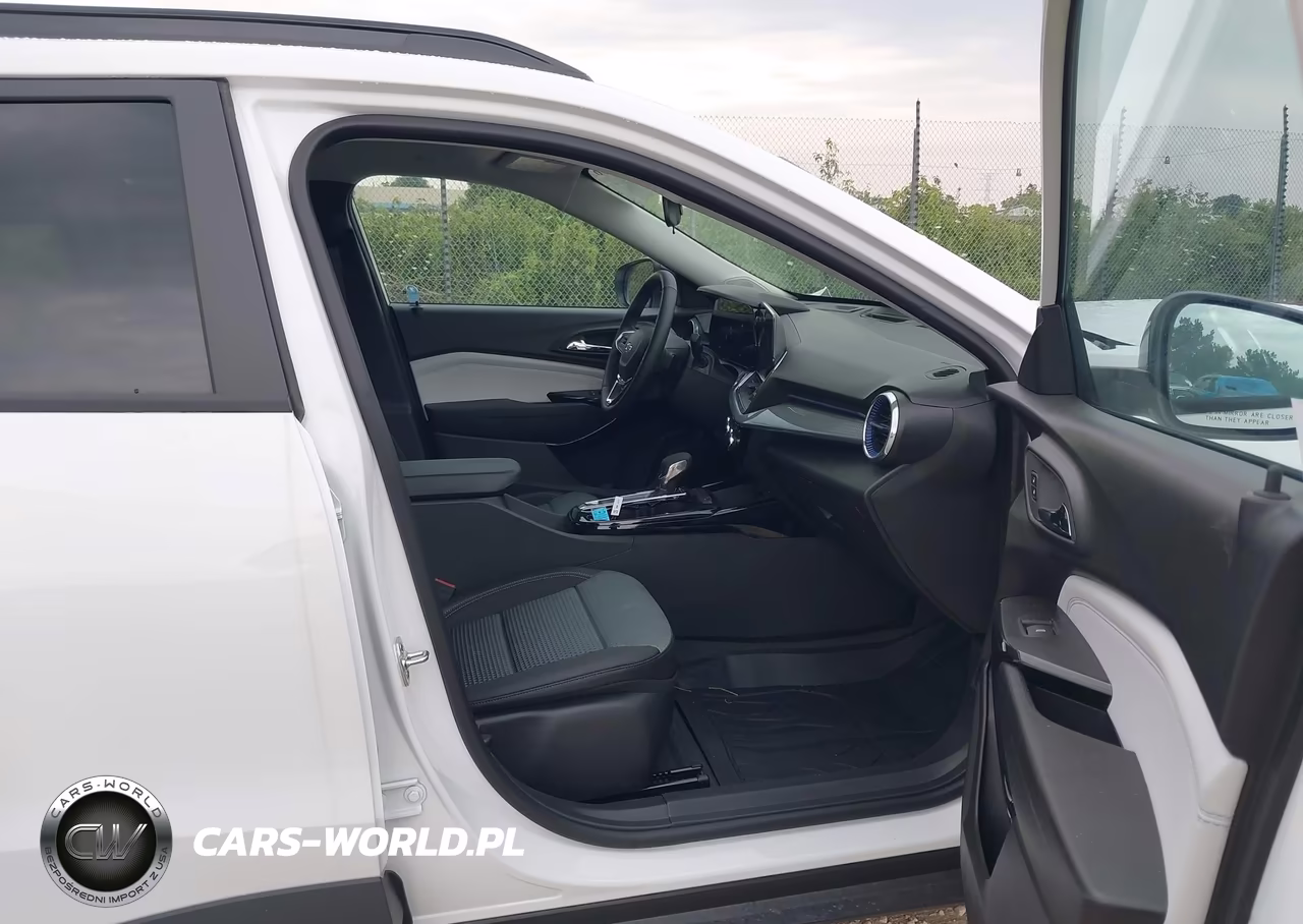2026 Chevrolet Trax Fwd Lt VIN:KL77LHEP0TC093869 - 5