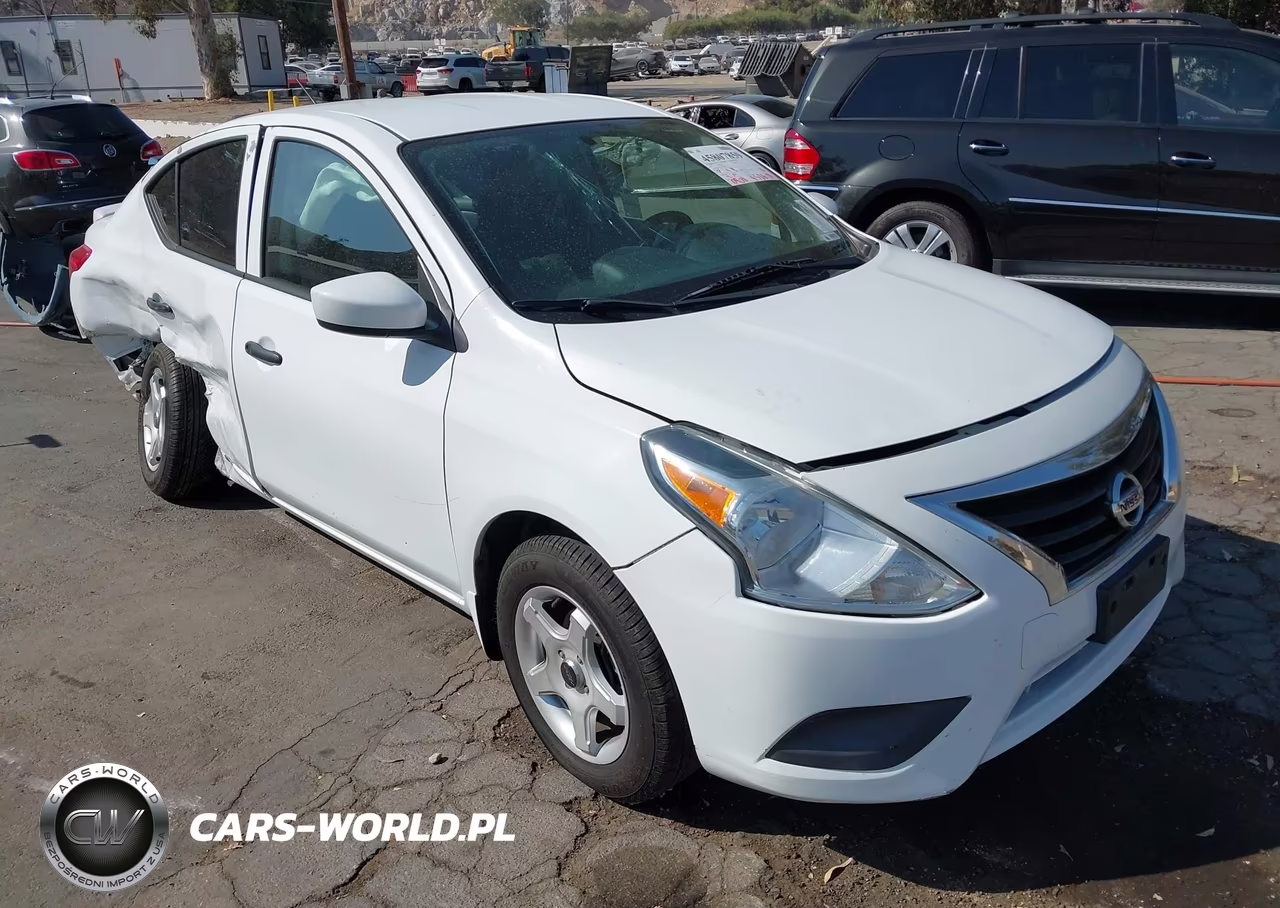 2017 Nissan Versa 1.6 S+ – zdjęcie 1 z 19