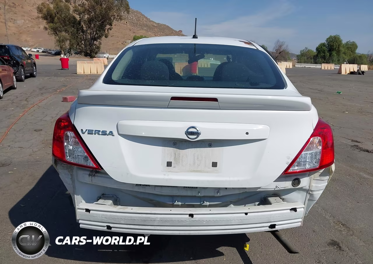 2017 Nissan Versa 1.6 S+ VIN:3N1CN7AP7HL830298 - 17