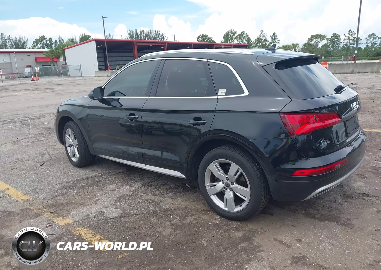 2019 Audi Q5 45 Premium VIN:WA1BNAFY6K2052330 - 3