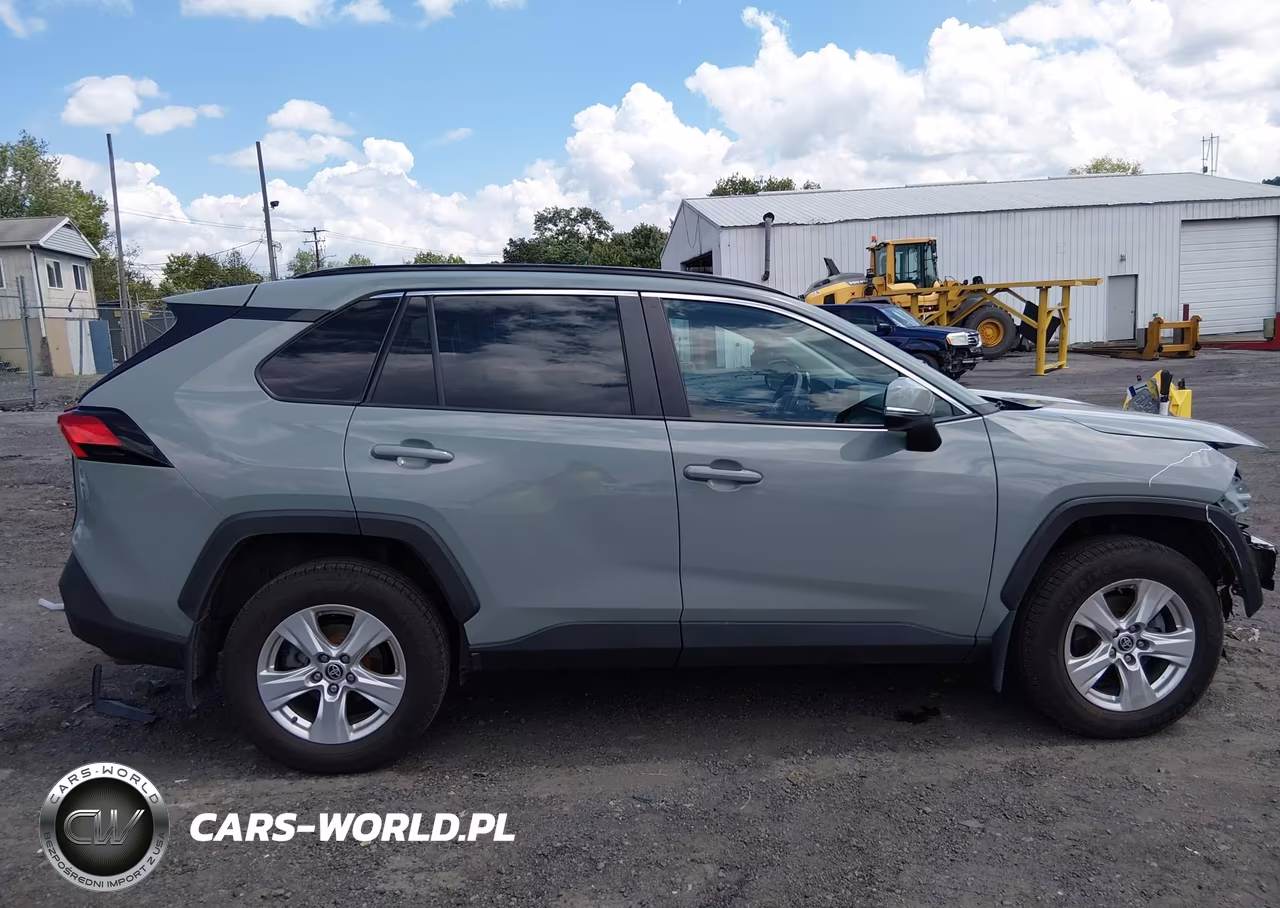 2021 Toyota Rav4 Xle VIN:2T3P1RFV1MW223443 - 13