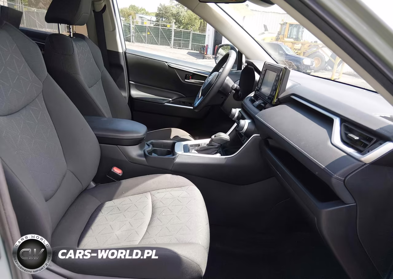 2021 Toyota Rav4 Xle VIN:2T3P1RFV1MW223443 - 5