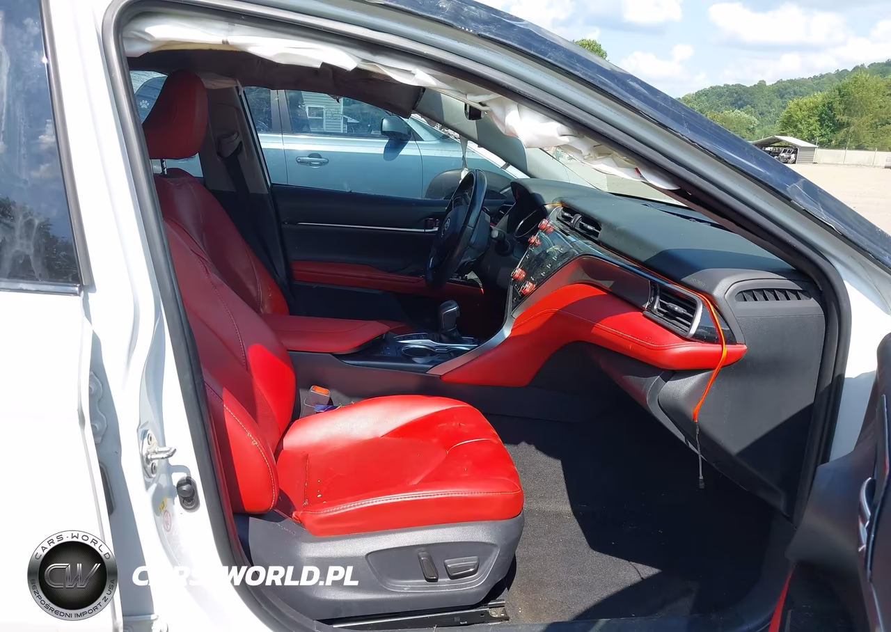 2019 Toyota Camry Xse VIN:4T1B61HK5KU178240 - 5